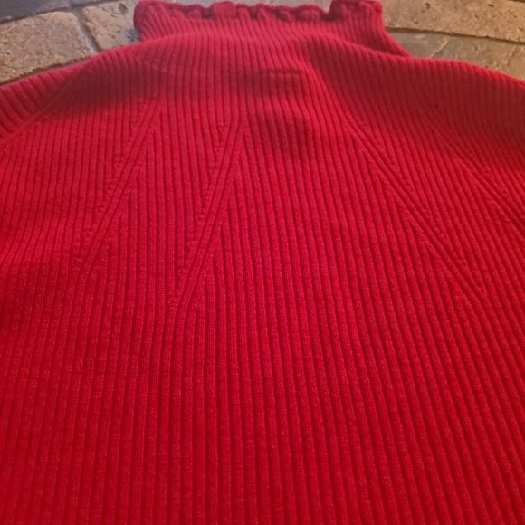 Marc Cain wool cashmere Deep red Lettuce edge mock turtleneck NWT - Picture 4 of 7